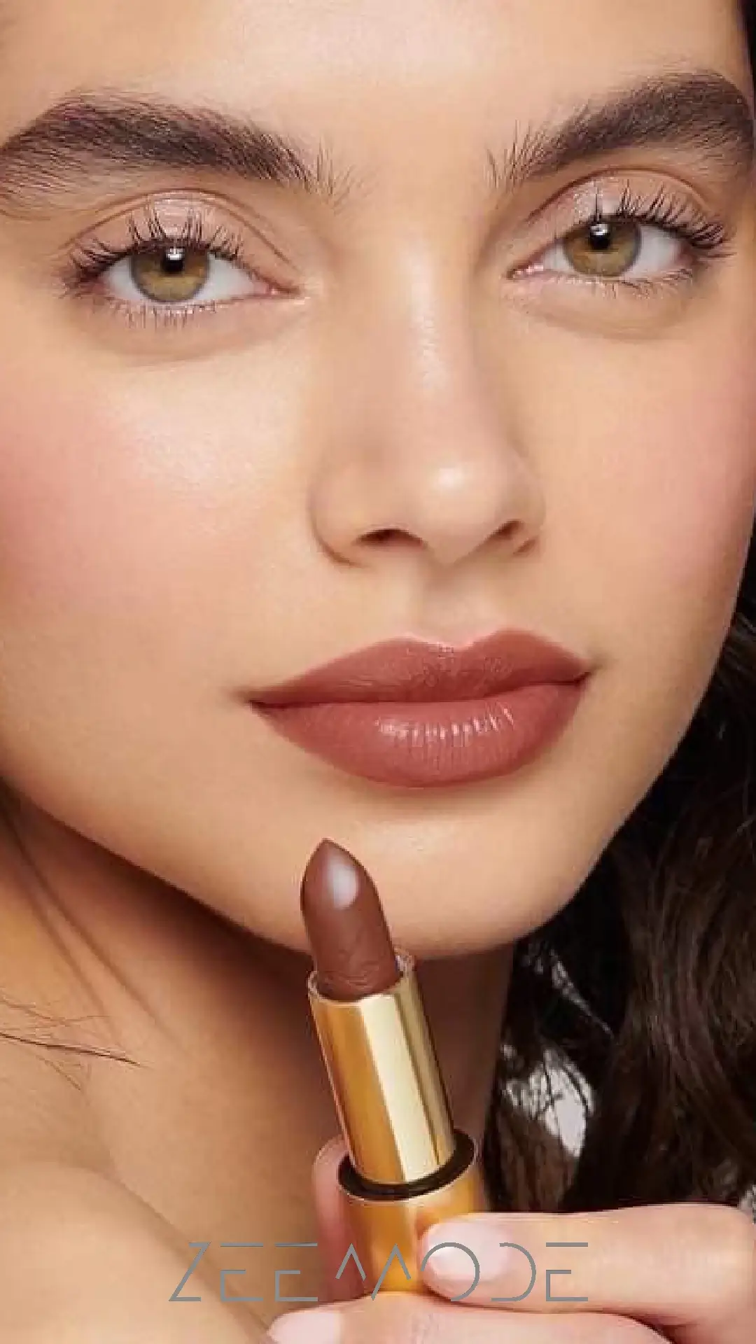 رژ لب مناسب برای تناژ گرم