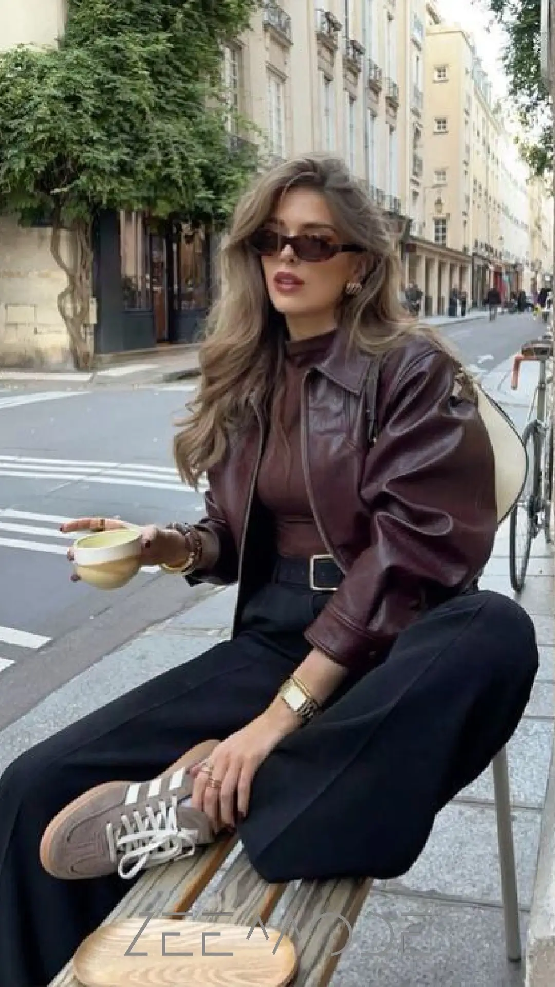 کفش و اکسسوری مناسب برای کت چرم